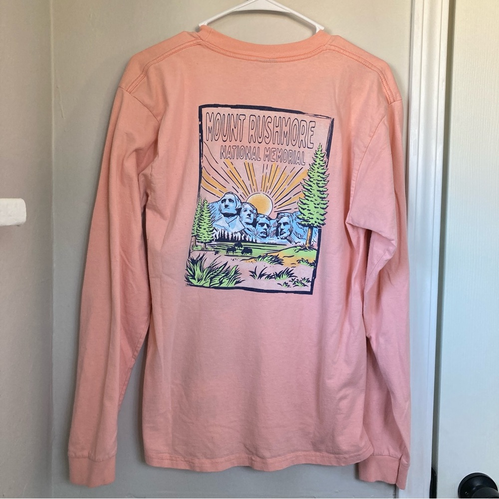 Prairie Mountain Pink Long Sleeve National Parks t-Shirt Mount Rushmore Medium